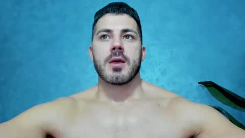 muscularmaster onlyfans online show from January 1, 10:56 pm