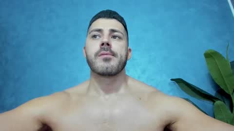 muscularmaster onlyfans online show from December 27, 10:16 pm