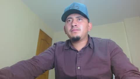 myke_andrade online show from December 7, 5:09 pm