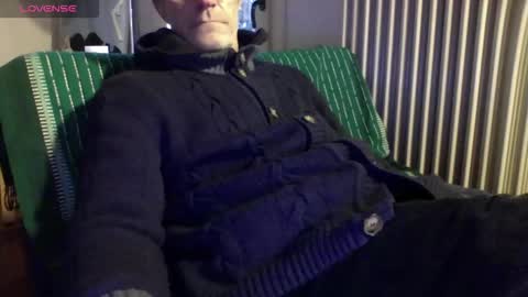 Bi sexy guy lovense hush is on private is open or password show tip if you like. online show from January 9, 7:13 am