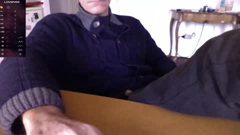 Bi sexy guy lovense hush is on private is open or password show tip if you like. online show from December 15, 8:30 am