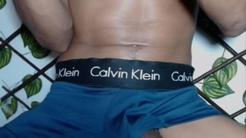 my negrito online show from April 13, 8:04 am