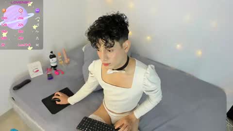 Snapshot of namir__ chatting on December 5, 3:15 am Namir online show from December 5, 3:15 am