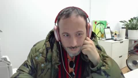 nassobout online show from January 24, 10:30 pm