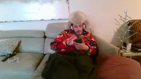 nassobout online show from December 23, 7:06 am