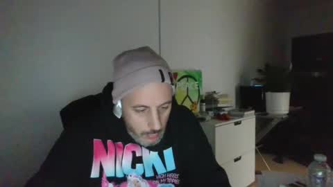 nassobout online show from February 19, 11:46 pm