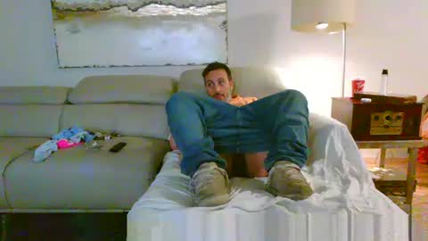 nassobout online show from February 4, 1:00 am