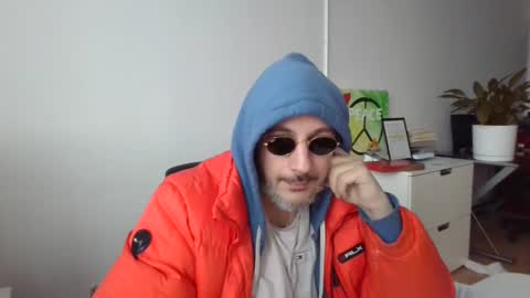 nassobout online show from January 9, 2:40 pm