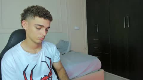 nathan_shimmer online show from February 6, 10:50 pm