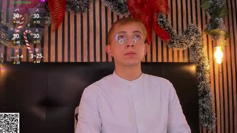 Christopher  Chris online show from December 5, 1:17 pm