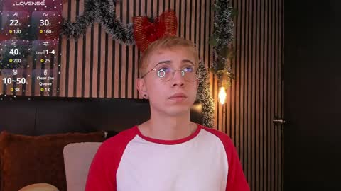 Christopher  Chris online show from December 4, 12:36 pm