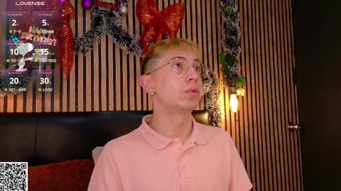 Christopher  Chris online show from January 2, 12:13 pm