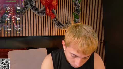 Christopher  Chris online show from December 17, 12:43 pm