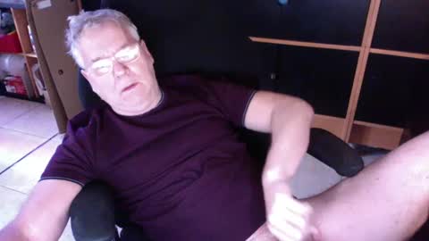 naughtydaddyla online show from December 14, 10:07 pm