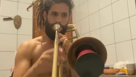 navespacial13 online show from October 4, 11:31 pm