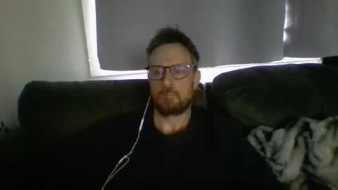 nawtydom1977 online show from April 14, 6:51 pm