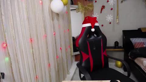 Nazper online show from December 4, 5:09 pm