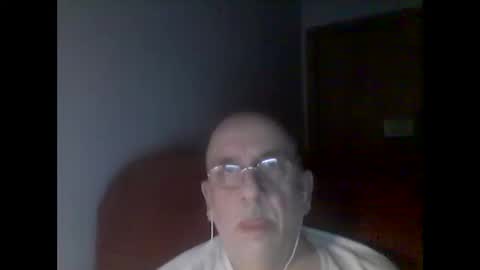 Tom online show from January 9, 3:36 am