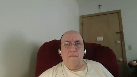 Tom online show from May 9, 12:00 am