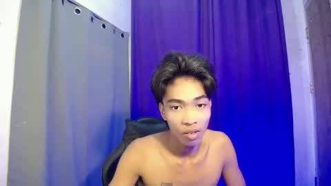 neil_asian69 online show from February 19, 7:38 am