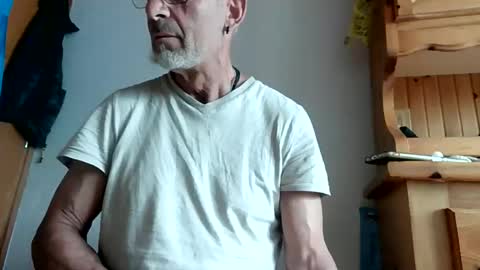 nepenthes online show from May 30, 7:52 am