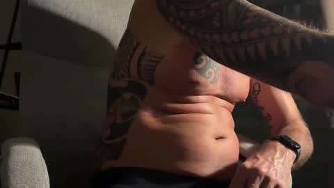 netter23ger online show from December 3, 11:46 pm