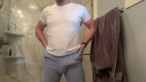 newguy_097 online show from February 21, 12:22 am