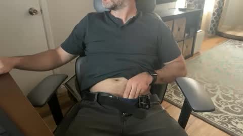 newguy_097 online show from October 8, 7:51 pm