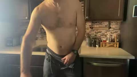 newguy_097 online show from October 18, 5:18 pm