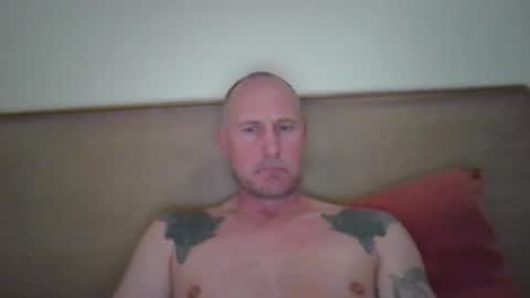 amandandhisgirl online show from January 14, 4:17 am