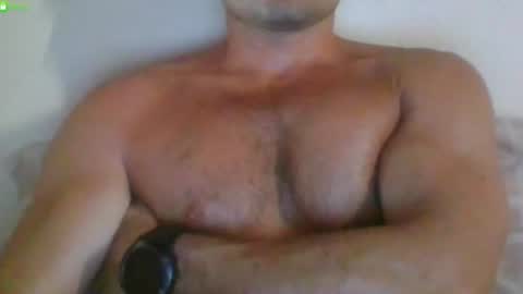 newtyguy90 online show from July 7, 5:29 am