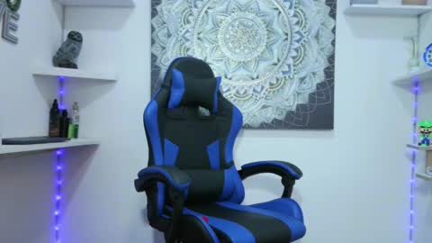 Yeison online show from April 15, 4:12 am