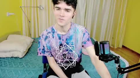 Nick PVT is open FanslyTwitter - Nic kycb online show from December 25, 8:17 pm