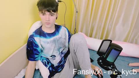 Nick PVT is open FanslyTwitter - Nic kycb online show from December 5, 7:18 pm