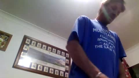 Sexiishaine online show from December 3, 7:47 am