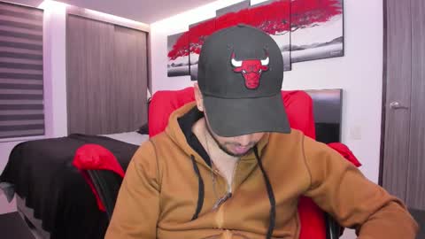 Nick Klaus online show from February 6, 11:34 pm