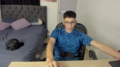 nick_master2 online show from March 16, 1:45 am