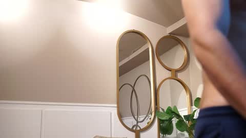 Jhohan online show from November 15, 2:08 pm