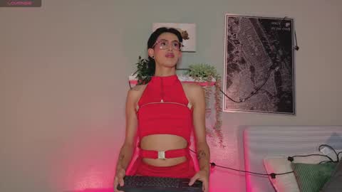 Snapshot of nickifox__ chatting on September 11, 3:05 am NICKI FOX online show from September 11, 3:05 am