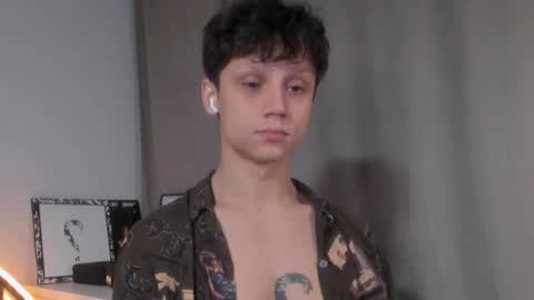 Nicky Neal online show from December 9, 1:07 am