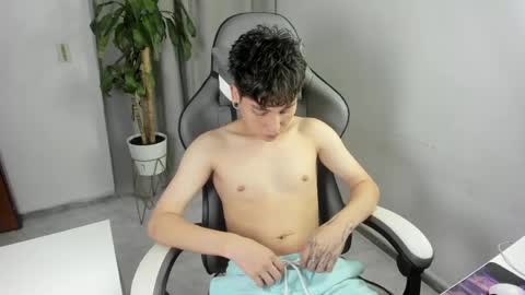 Nico  online show from April 22, 3:35 am