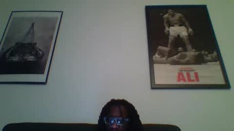 dickson85 online show from April 6, 6:25 am