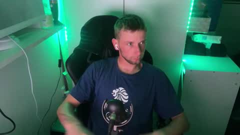 nicramga online show from October 5, 2:26 am