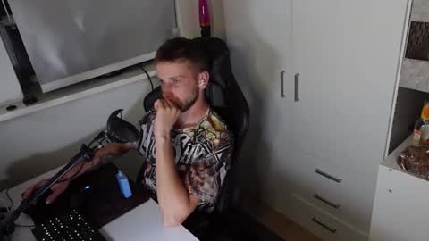 nicramga online show from October 12, 9:09 pm