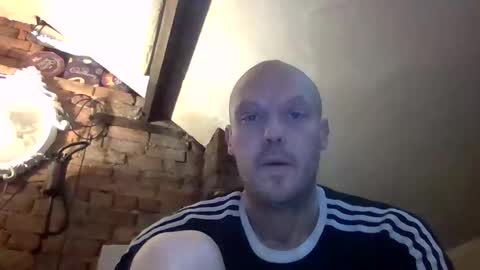 nighttime online show from December 15, 5:10 pm