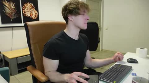 nikki online show from March 7, 10:51 pm