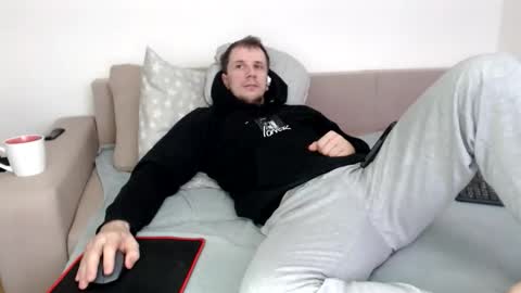 Nick online show from November 20, 9:41 am