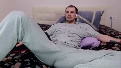 Nick online show from February 19, 6:37 pm