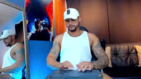 Nikola Hank online show from December 21, 4:30 am