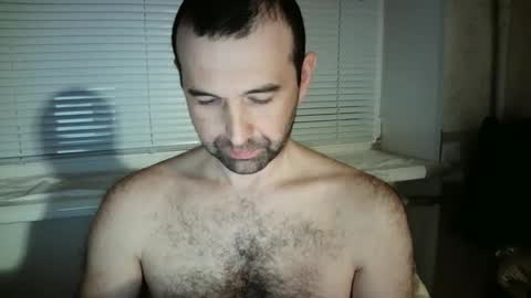 nikolas_vaz online show from October 5, 8:13 pm